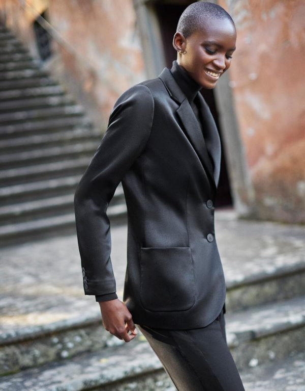 Katianacarter.shop19b6cf4c1f 2