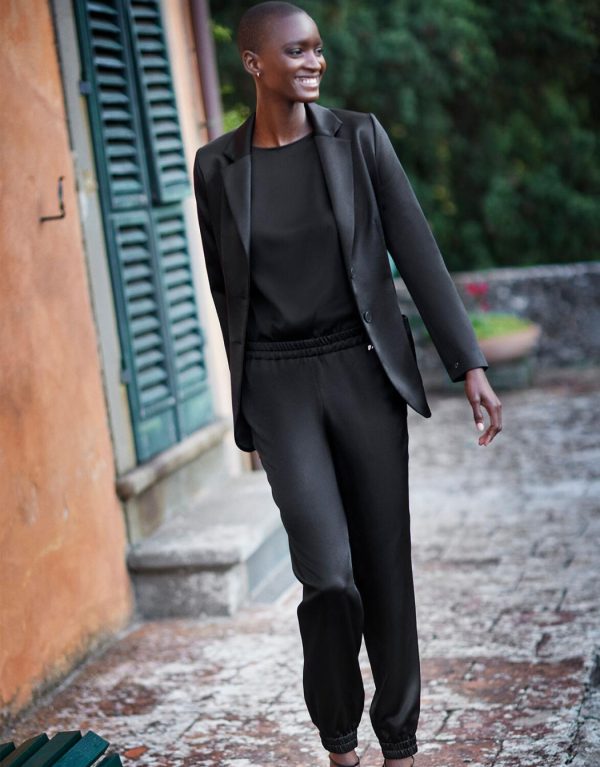 Katianacarter.shop19b6cf4c1f 4