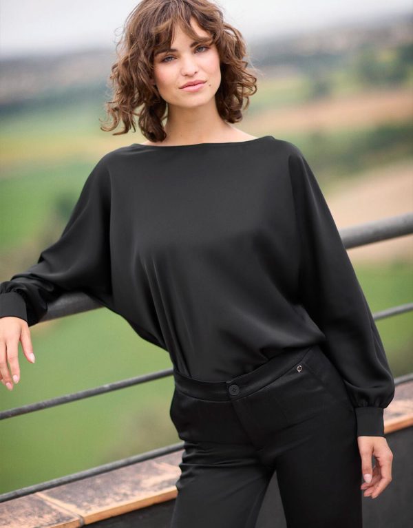 Katianacarter.shop2340600087 1