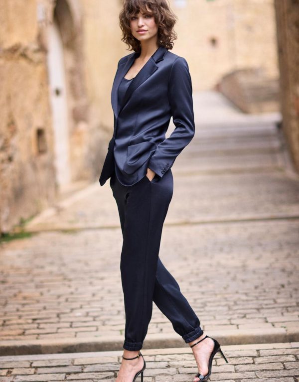 Katianacarter.shop2554911537 4